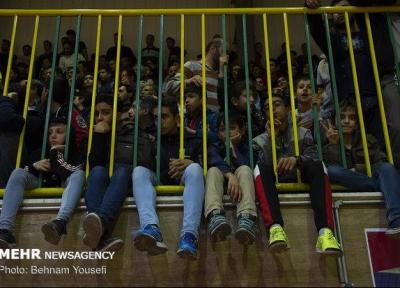 تماشاگران والیبال شهروند اراک محروم شدند