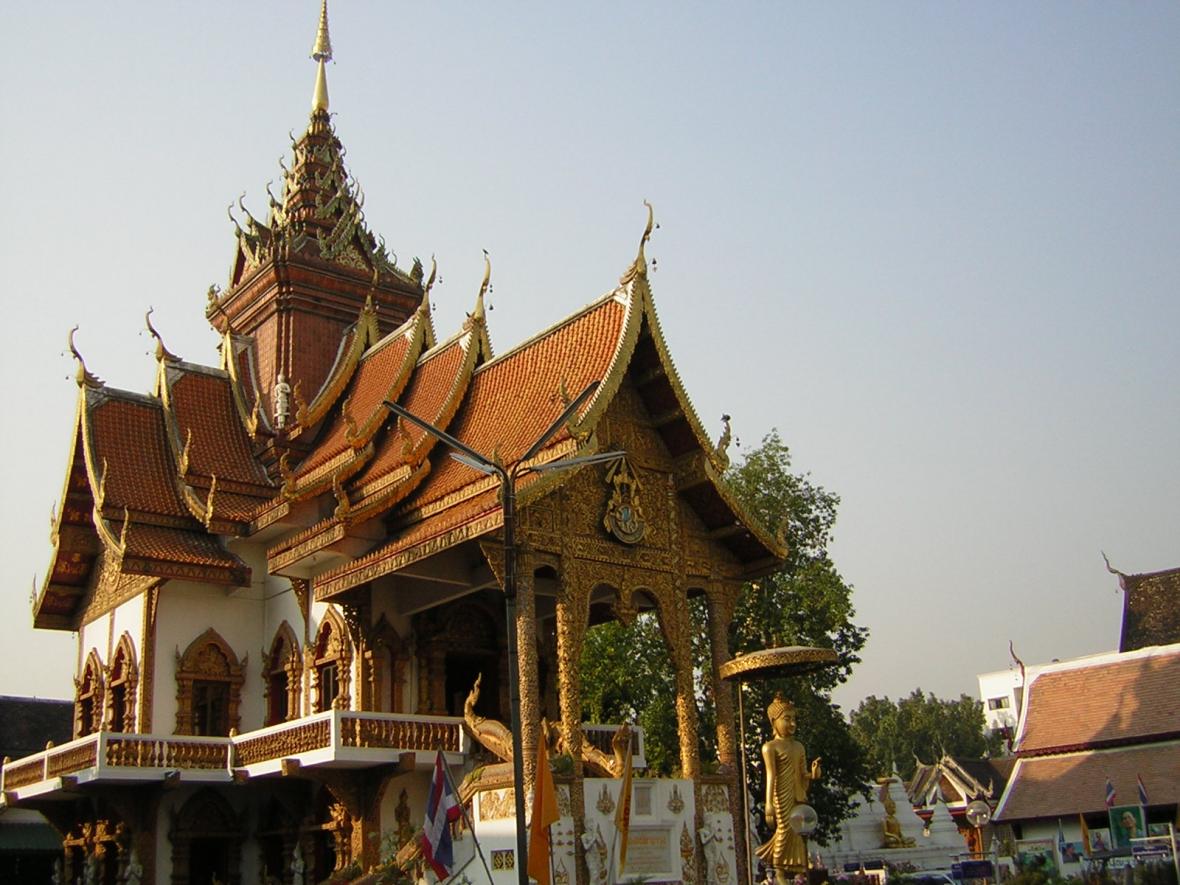 بازدید از معبد وات بوپارام (Wat Bupparam) چیانگ مای