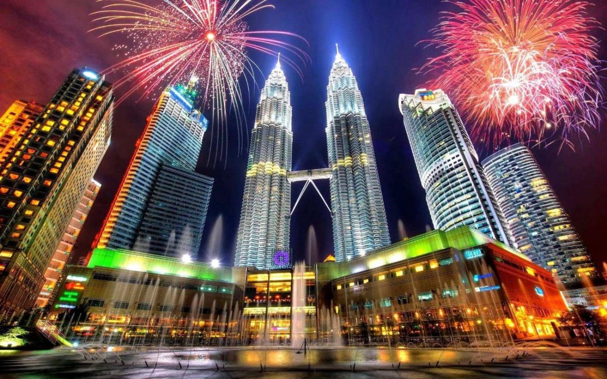 petronas twin towers سفر به مالزی
