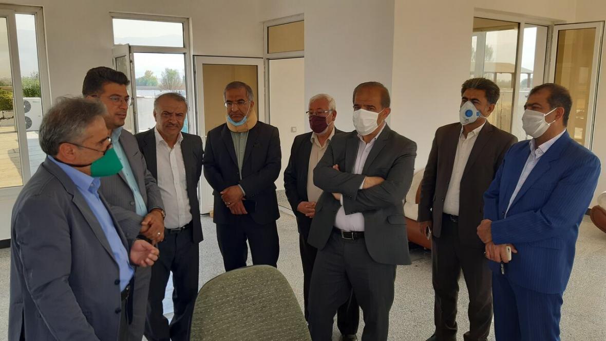خبرنگاران کرونا مناقصه فرودگاه داراب را به عقب انداخت