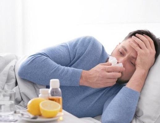 خطر طغیان آنفلوانزا در صورت برداشتن محدودیت های کرونایی