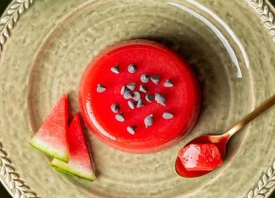 4 روش آسان برای طرز تهیه ژله هندوانه شب یلدا